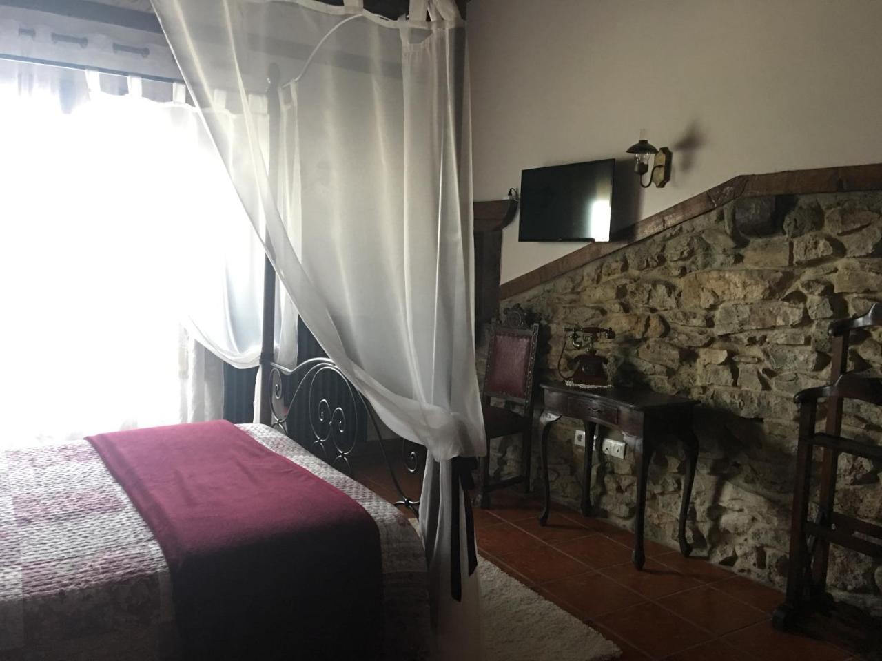 波萨达乡村艾尔特尼诺德科洛纳酒店 Valoria 外观 照片